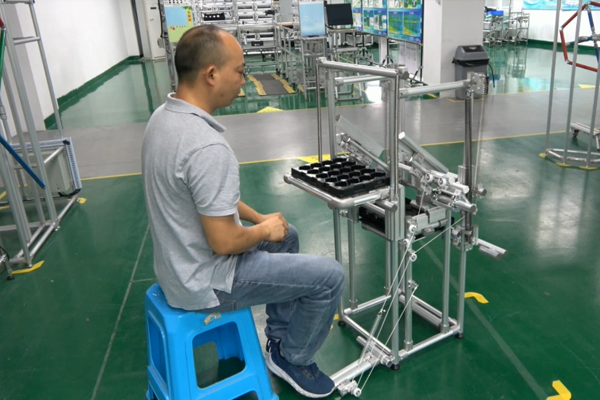 【精益LCIA250】吸塑盤補給回收一體機構