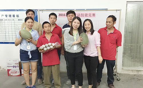 擰螺絲比賽 擰螺絲比賽