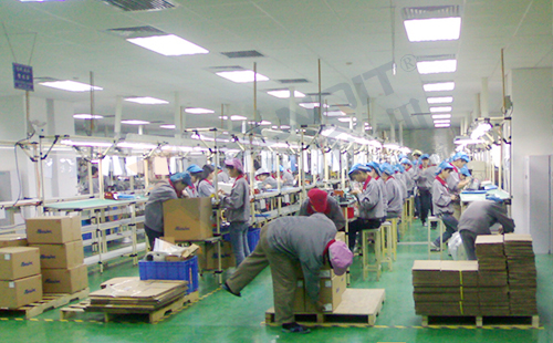 滑軌精益生產線 滑軌<a href='/shengchanxianxitong.htm' class='keys' title='點擊查看關于精益生產線的相關信息' target='_blank'>精益生產線</a>