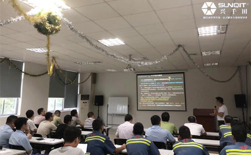 興千田授課國內(nèi)新型管道行業(yè)某龍頭企業(yè) 興千田授課國內(nèi)新型管道行業(yè)某龍頭企業(yè)