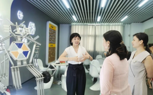 熱烈歡迎博商女企業家俱樂部參觀交流 熱烈歡迎博商女企業家俱樂部參觀交流