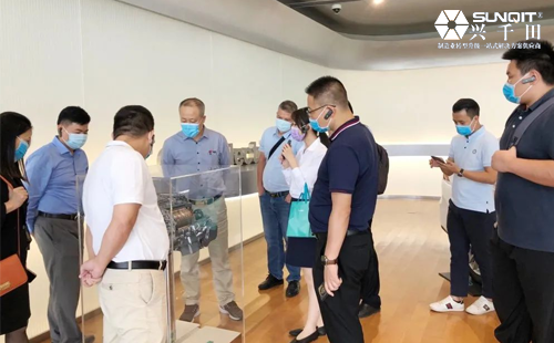 引領企業智能制造轉型，助推企業高效發展!