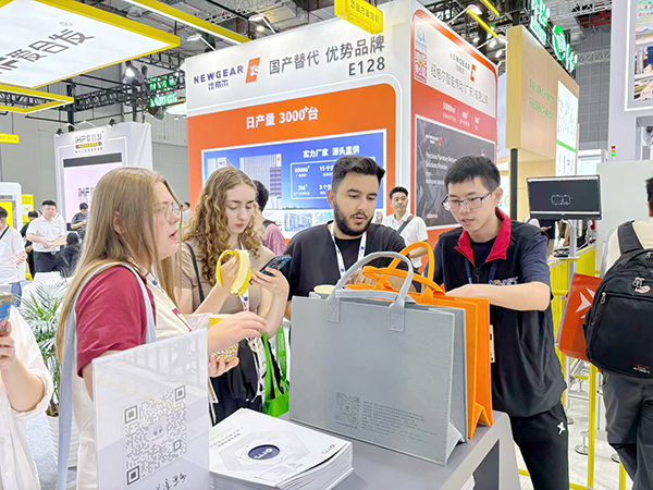 興千田上海工博會(huì)4